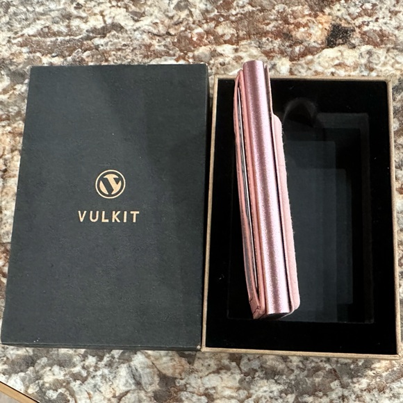 Vulkit Slim Wallet with Credit Card Riser - Rose Color - Picture 4 of 5
